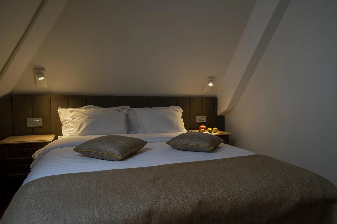 فندق La Boheme Boutique Casa Soare بوخارست 4*,  رومانيا